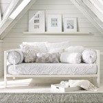 Daybeds – West Elm highlights
