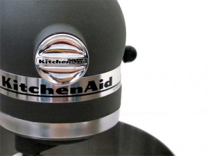 See how kitchens are benefiting from plastic!