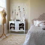 Guest Blogger: Transforming Your Bedroom with Vintage Decor