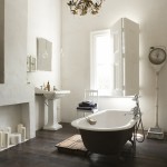 How to Decide on the Right Bathtub Material for your Bathroom