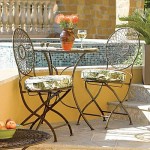 Tips for Cleaning and Polishing Outdoor Furniture