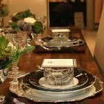 How to Create an Unexpected Dinner Party Table Setting