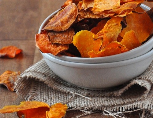 Delicious 100 Calorie Snack: Baked Sweet Potato Chips Recipe