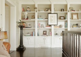 Guest Blogger: How to Declutter Your Favorite Bookshelf