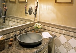 Guest Blogger: 6 Must-Do Repairs Before Selling your Home