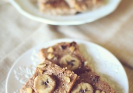 Homemade Vegan Banana Bread Protein Bars Recipe