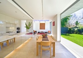 Enlarging Your Small Kitchen with Reflection Ideas