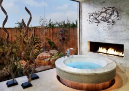 Guest Blogger: 5 Lavish Bathroom Remodeling Trends