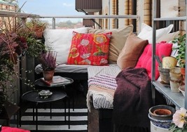 How to Decorate with Color in your Tiny Apartment Patio