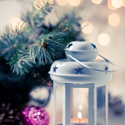 Illuminating Your Christmas Home with Lanterns Ideas