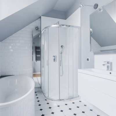 How to Make the Most of your Small Guest Bathroom