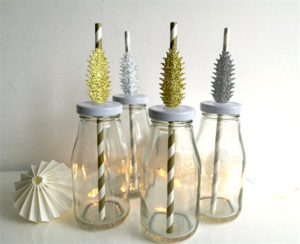 holiday-entertaining-decorative-straws