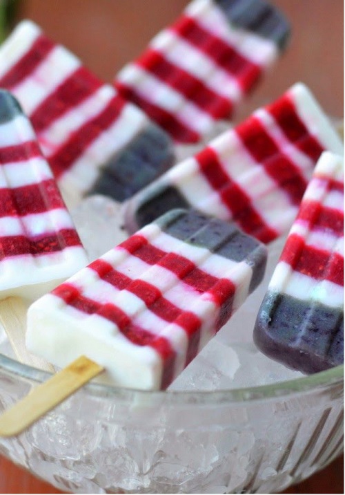 Patriotic popsicles are a great way to use up the summer berries