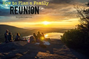 how to plan a family reunion