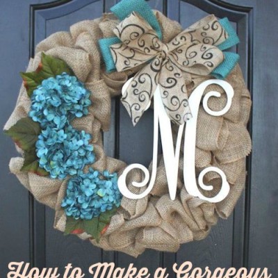How to Make a Gorgeous Burlap Wreath (Video)