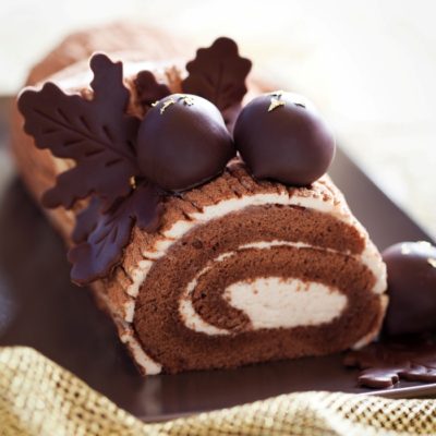 Christmas Dessert: Yule Log – Chocolate and Almond Buche de Noel