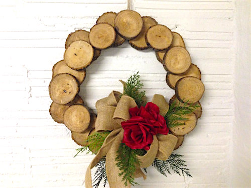 wood slice wreath tutorial